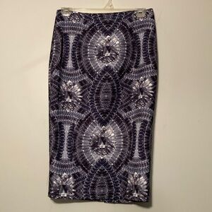 H&M pencil skirt, tight fit zipper, button shades of gray/black sz. 6